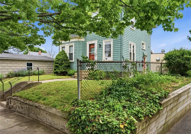 Homes for sale in Pawtucket, RI | 104 Fairview Ave, Pawtucket, RI 02860 | MLS# 1413304