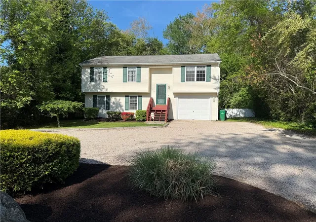 Homes for sale in South Kingstown, RI | 1676 Kingstown Rd, South Kingstown, RI 02879 | MLS# 1412882