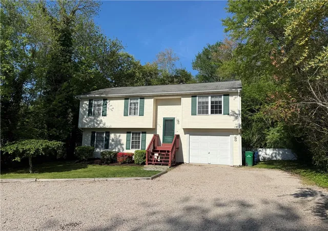 Homes for sale in South Kingstown, RI | 1676 Kingstown Rd, South Kingstown, RI 02879 | MLS# 1412882