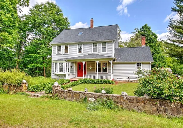 Homes for sale in North Smithfield, RI | 540 Greenville Rd, North Smithfield, RI 02896 | MLS# 1413413