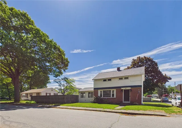2nd image of 122 Gordon Ave, Warwick, RI 02889 | MLS# 1413398