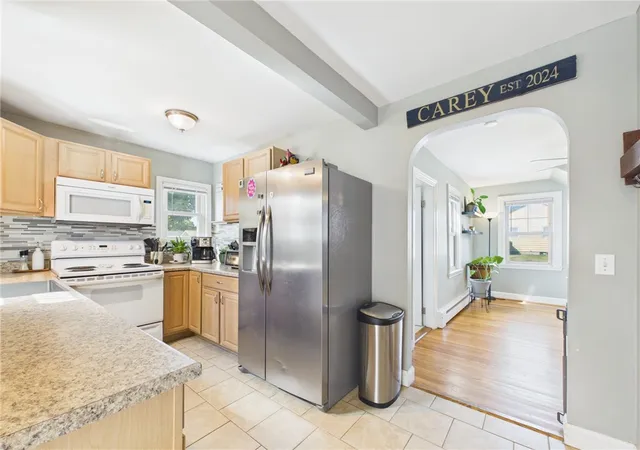 4th image of 122 Gordon Ave, Warwick, RI 02889 | MLS# 1413398