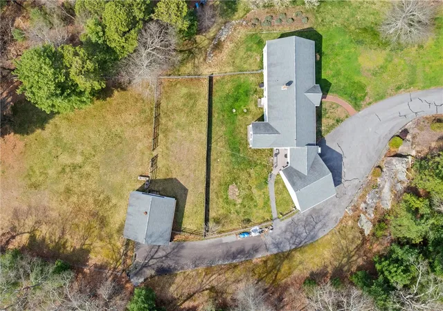 31st image of 36 High St St, Assonet, MA 02702 | MLS# 1413463