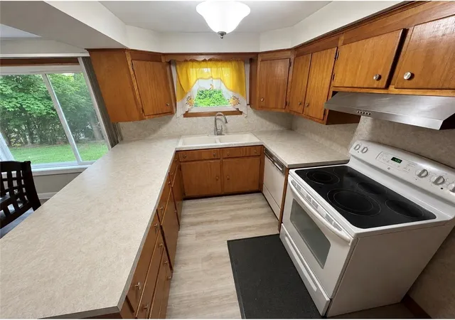 Homes for sale in North Providence, RI | 75 Hobson Ave, North Providence, RI 02911 | MLS# 1413467