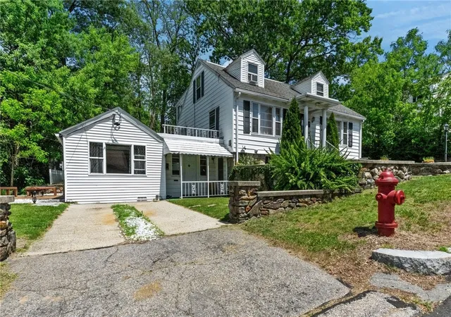 2nd image of 129 Lefrancois Blvd, Woonsocket, RI 02895 | MLS# 1412884