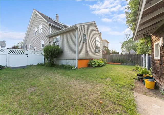 4th image of 42 Dunbar Ave, East Providence, RI 02916 | MLS# 1413507