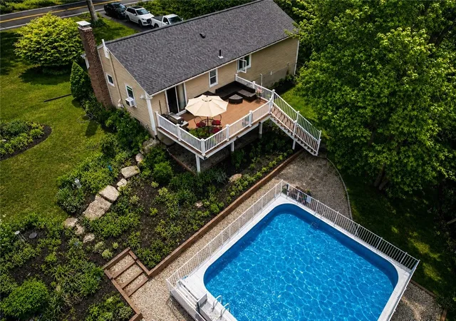Photo 2 of Single family home for sale at 422 Rockland Rd, North Scituate, RI 02857 | MLS# 1413468 | Listing updated on 2026-08-20