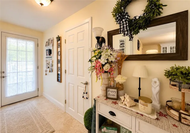 Photo 4 of Single family home for sale at 422 Rockland Rd, North Scituate, RI 02857 | MLS# 1413468 | Listing updated on 2026-08-20