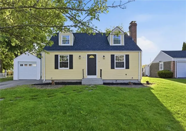 Homes for sale in Cranston, RI | 61 Rose Hill Dr, Cranston, RI 02920 | MLS# 1413588