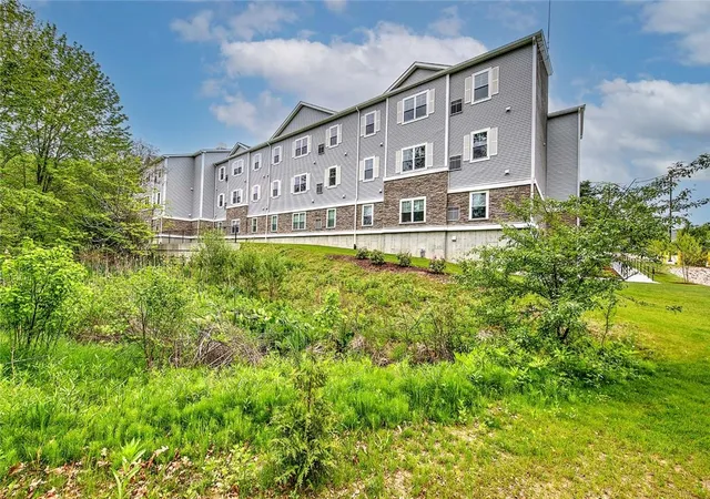 Homes for sale in North Smithfield, RI | 36 Louisquisset Pike #105, North Smithfield, RI 02896 | MLS# 1412381