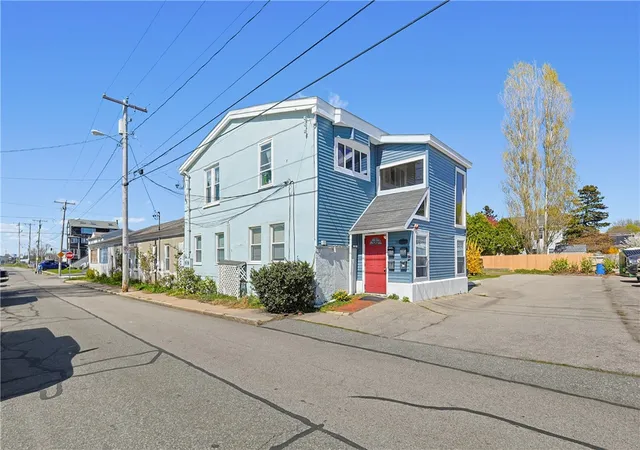1st image of 33 Halsey St, Newport, RI 02840 | MLS# 1413594
