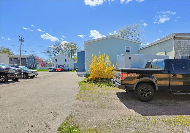 5th image of 33 Halsey St, Newport, RI 02840 | MLS# 1413594