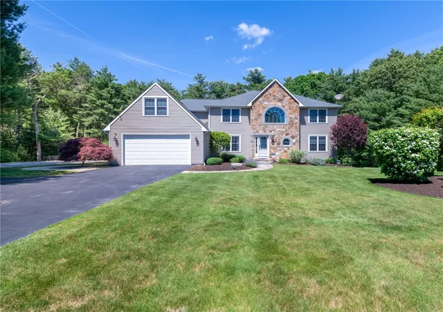 Photo 1 of Single family home for sale at 5 Weymouth Ln, Coventry, RI 02816 | MLS# 1413618 | Listing updated on 2026-08-03