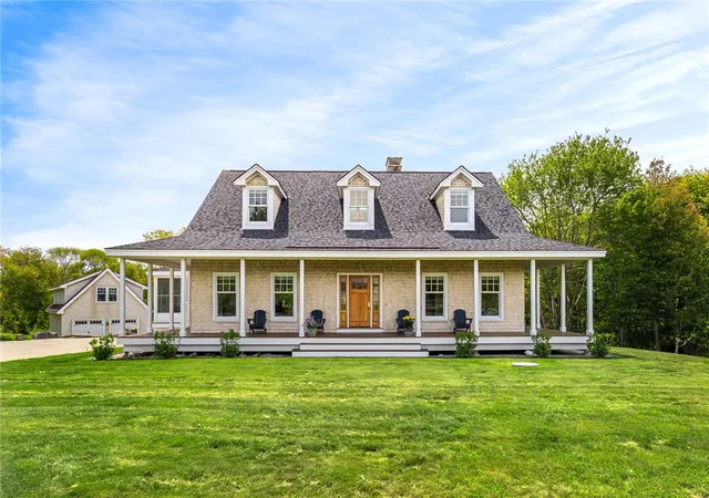 Homes for sale in Little Compton, RI | 6 Moorings Wy, Little Compton, RI 02837 | MLS# 1413599