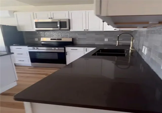 5th image of 460 Smithfield Ave, Pawtucket, RI 02860 | MLS# 1413656