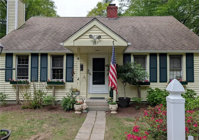 Homes for sale in Foster, RI | 107 Foster Center Rd, Foster, RI 02825 | MLS# 1413416