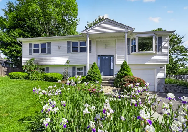 Homes for sale in Johnston, RI | 2 Garner Ave, Johnston, RI 02919 | MLS# 1413641
