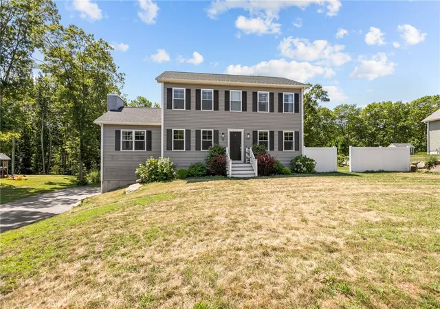 Homes for sale in Tiverton, RI | 78 Harbor Ridge Ln, Tiverton, RI 02878 | MLS# 1413579
