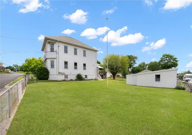 Homes for sale in North Providence, RI | 87 Lyman Ave, North Providence, RI 02911 | MLS# 1413357