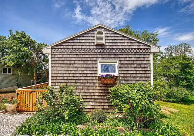 Homes for sale in Little Compton, RI | 33 West Main Rd, Little Compton, RI 02837 | MLS# 1413686