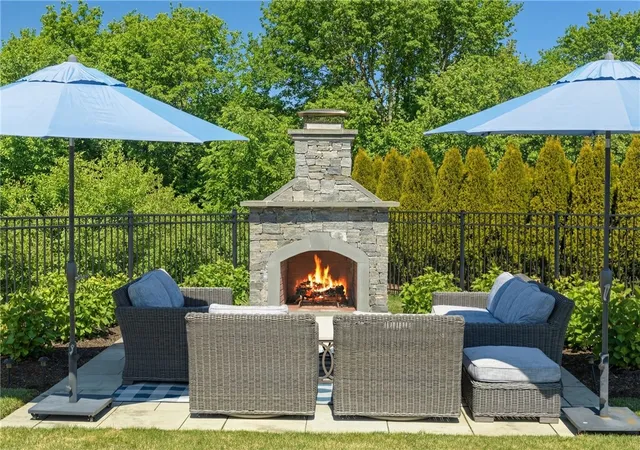 Photo 4 of Single family home for sale at 1048 Ocean Rd, Narragansett, RI 02882 | MLS# 1413689 | Listing updated on 2026-08-28