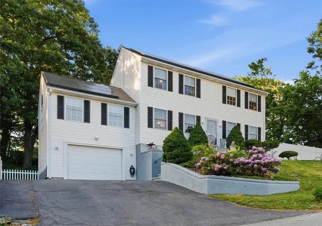 Homes for sale in Cumberland, RI | 40 Chestnut Grove Ave, Cumberland, RI 02864 | MLS# 1413503