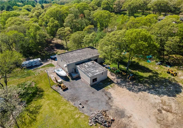 Homes for sale in South Kingstown, RI | 1619 Ministerial Rd, South Kingstown, RI 02879 | MLS# 1412679