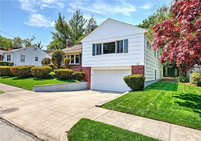 Photo 3 of Sale Pending at 25 Brookway Rd, Providence, RI 02906 | MLS# 1413640 | Listing updated on 2026-07-13