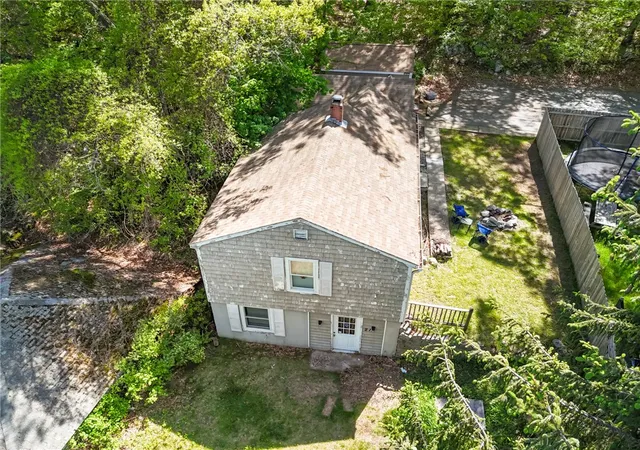 3rd image of 214 Putnam Pike, Johnston, RI 02919 | MLS# 1413714