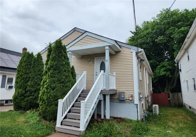 Homes for sale in Providence, RI | 37 Mercy St, Providence, RI 02909 | MLS# 1413760