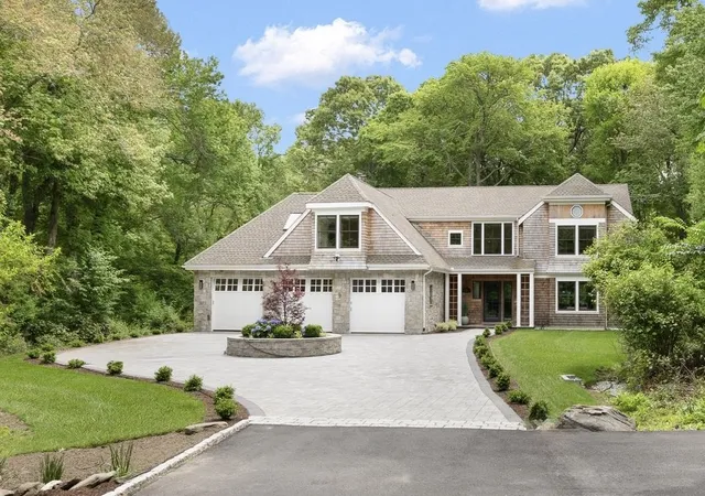 1st image of 31 Wright Ln, Jamestown, RI 02835 | MLS# 1413772