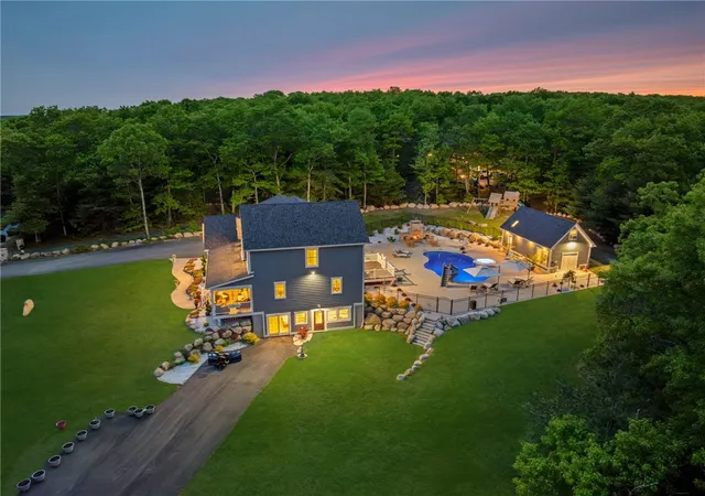 Homes for sale in West Greenwich, RI | 120 Stubble Brook Rd, West Greenwich, RI 02817 | MLS# 1413574
