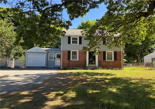 2nd image of 199 Main Ave, Warwick, RI 02886 | MLS# 1413732