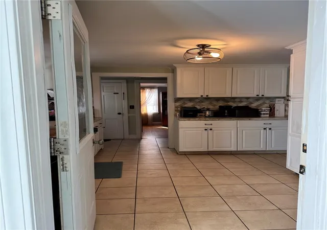 4th image of 199 Main Ave, Warwick, RI 02886 | MLS# 1413732