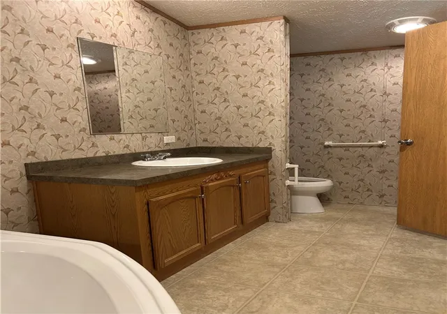 Homes for sale in Glocester, RI | 33 Hemlock Rd, Glocester, RI 02814 | MLS# 1413812