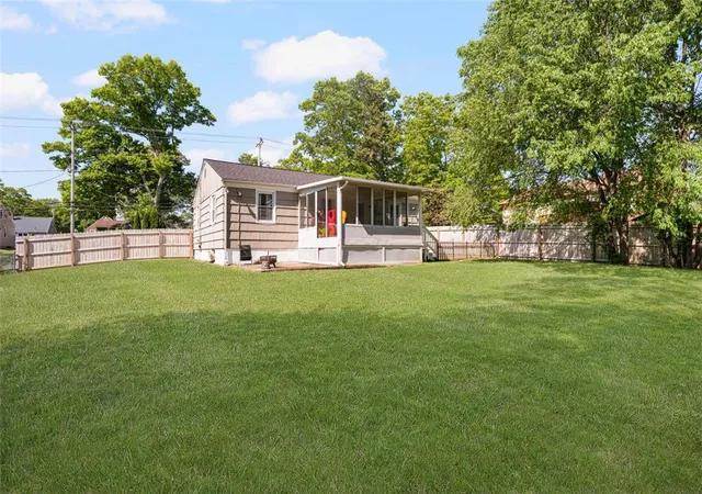 Homes for sale in Coventry, RI | 333 Tiogue Ave, Coventry, RI 02816 | MLS# 1412266