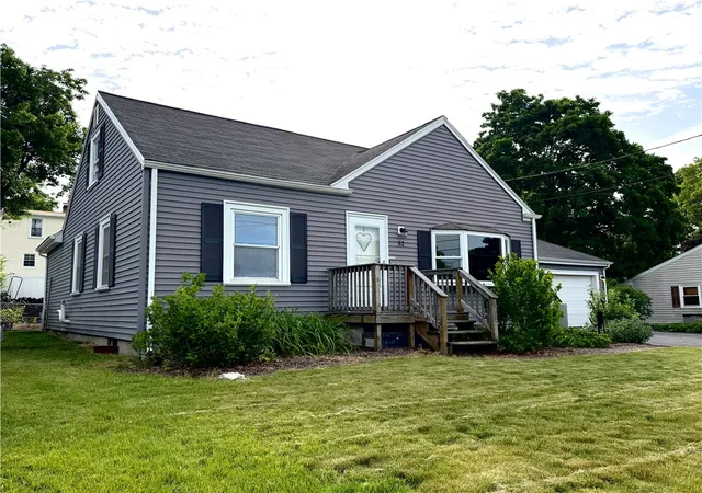 2nd image of 52 Duchess Rd, Cumberland, RI 02864 | MLS# 1413852