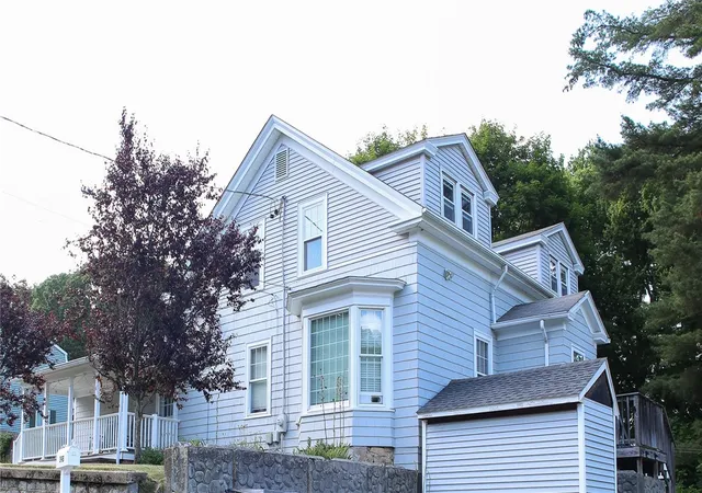Homes for sale in West Warwick, RI | 39 Sunrise Ave, West Warwick, RI 02893 | MLS# 1413890