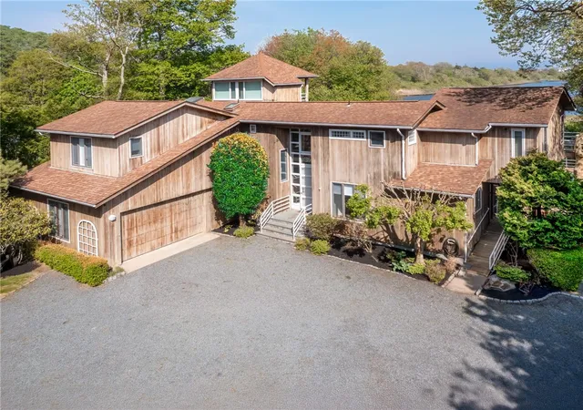 Photo 1 of Single family home for sale at 275 Boston Neck Rd, Narragansett, RI 02882 | MLS# 1413904 | Listing updated on 2026-10-06