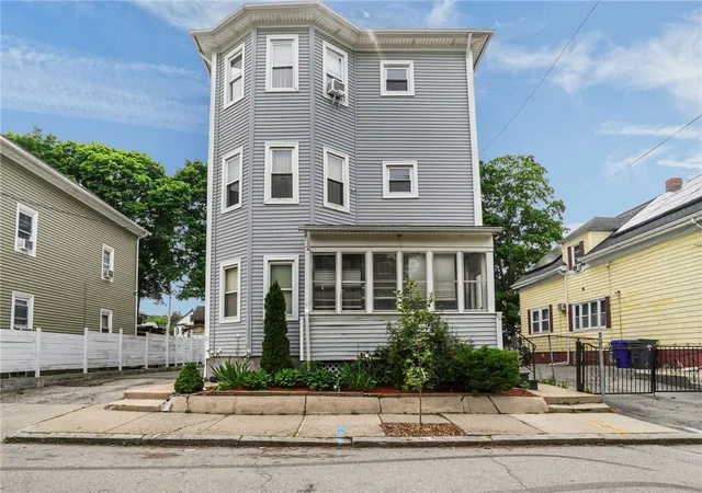 Homes for sale in Providence, RI | 104 Alverson Ave, Providence, RI 02909 | MLS# 1413475