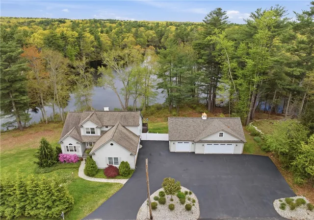 Homes for sale in Glocester, RI | 122 Spring Grove Rd, Glocester, RI 02814 | MLS# 1414012