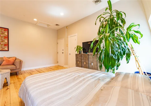 Homes for sale in Providence, RI | 1403 Westminster St #E, Providence, RI 02909 | MLS# 1414024