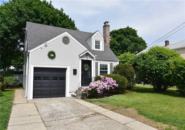 Homes for sale in Providence, RI | 96 Meridian St, Providence, RI 02908 | MLS# 1413969
