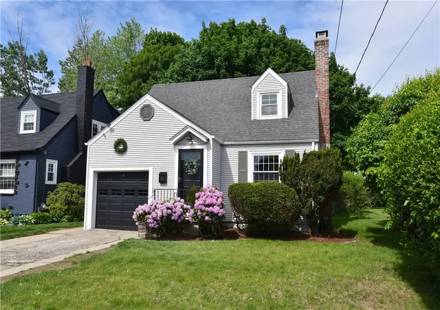 Homes for sale in Providence, RI | 96 Meridian St, Providence, RI 02908 | MLS# 1413969