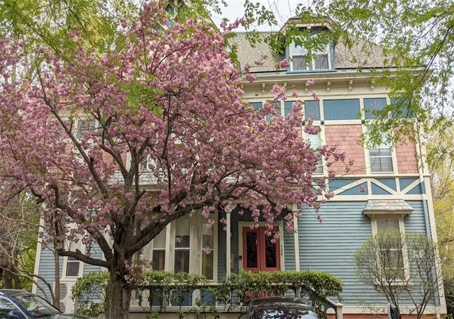 Homes for sale in Providence, RI | 199 Brown St #6, Providence, RI 02906 | MLS# 1410596