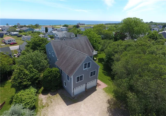 Homes for sale in Narragansett, RI | 51 Glendale Rd Rd, Narragansett, RI 02882 | MLS# 1414065