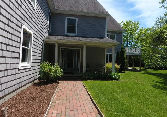 Homes for sale in Narragansett, RI | 51 Glendale Rd Rd, Narragansett, RI 02882 | MLS# 1414065