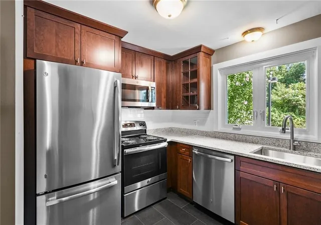 Photo 3 of Sale Pending at 21 Sterling Dr #12, Tiverton, RI 02878 | MLS# 1413700 | Listing updated on 2026-08-28