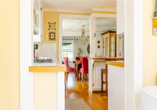 Homes for sale in Barrington, RI | 165 Sowams Rd, Barrington, RI 02806 | MLS# 1413860