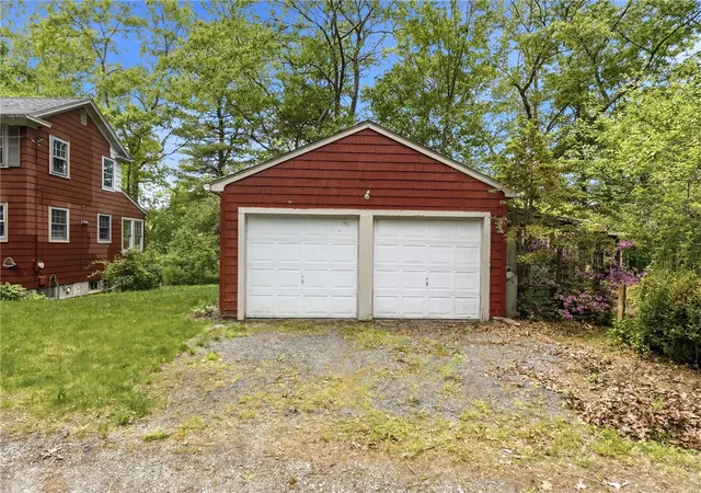 Homes for sale in North Kingstown, RI | 25 Pineland St, North Kingstown, RI 02852 | MLS# 1414077